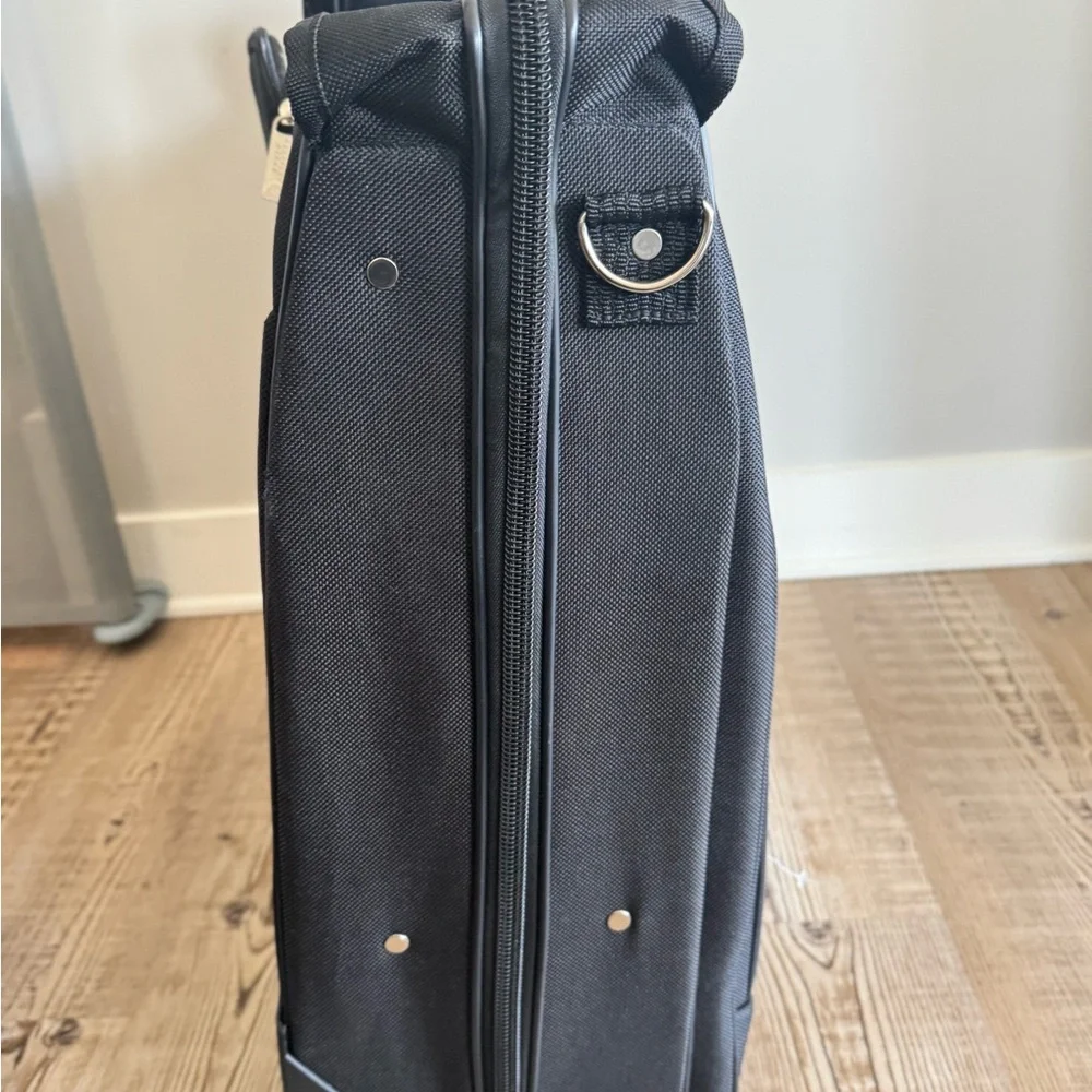 Geoffrey Beene Travel Luggage Bag Rolling Garment Carrier, clothing organizer